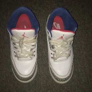 Retro jordan True blue 3s